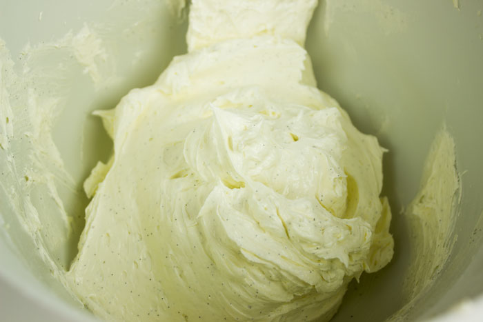 Buttercreme | Topping Cupcakes_Icing | Motivtorten eindecken Buttercreme | Topping Cupcakes_Icing | Motivtorten eindecken