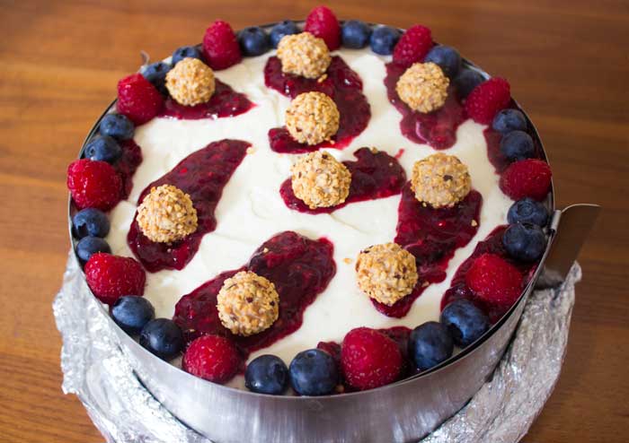 Ferrero Kühlschranktorte Beeren no bake Conny's Küchlein