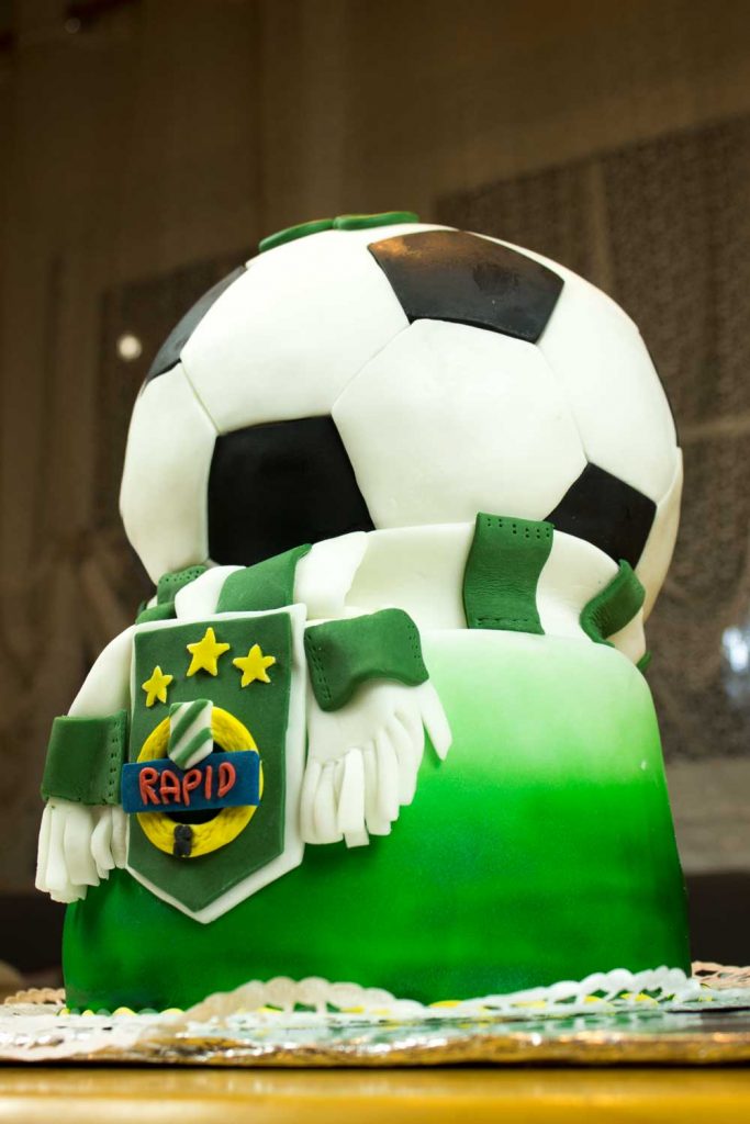 Fußballtorte_Rapid_Conny's-Küchlein