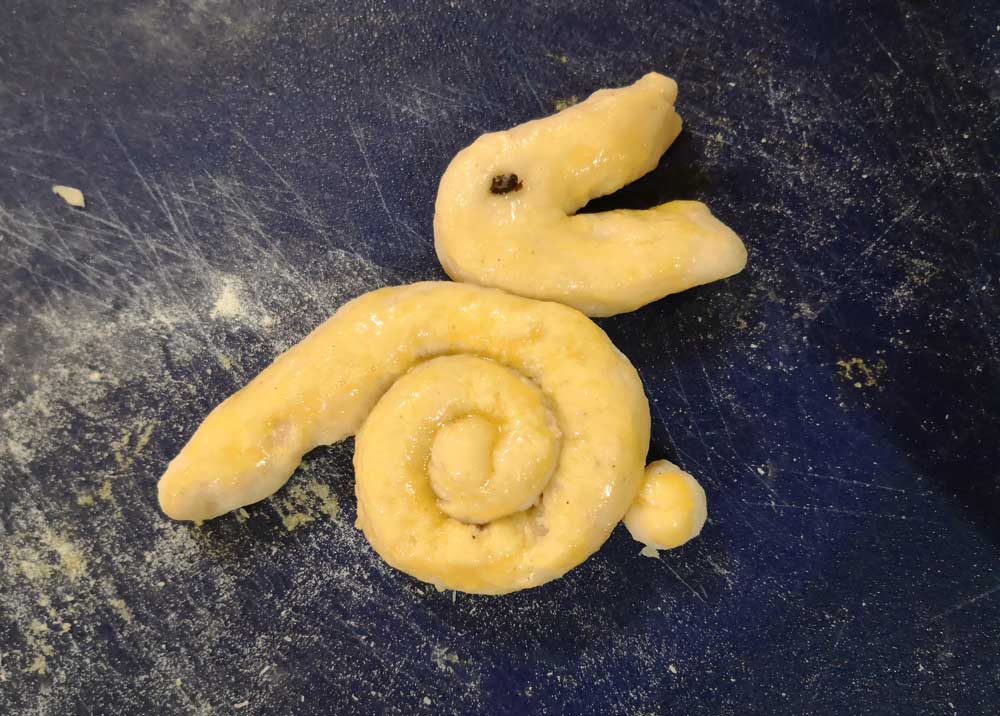 Briochegebäck für Ostern Germteig-Ostern-Brioche-Hefegebäck-Osterhase1