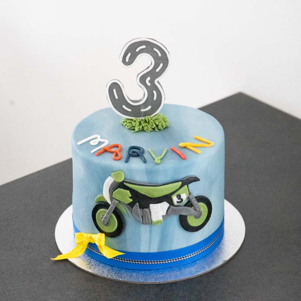 Motocross-Torte_Connys-Küchlein
